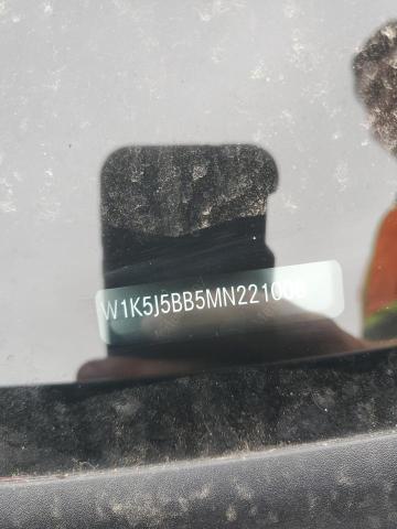 W1K5J5BB5MN221008